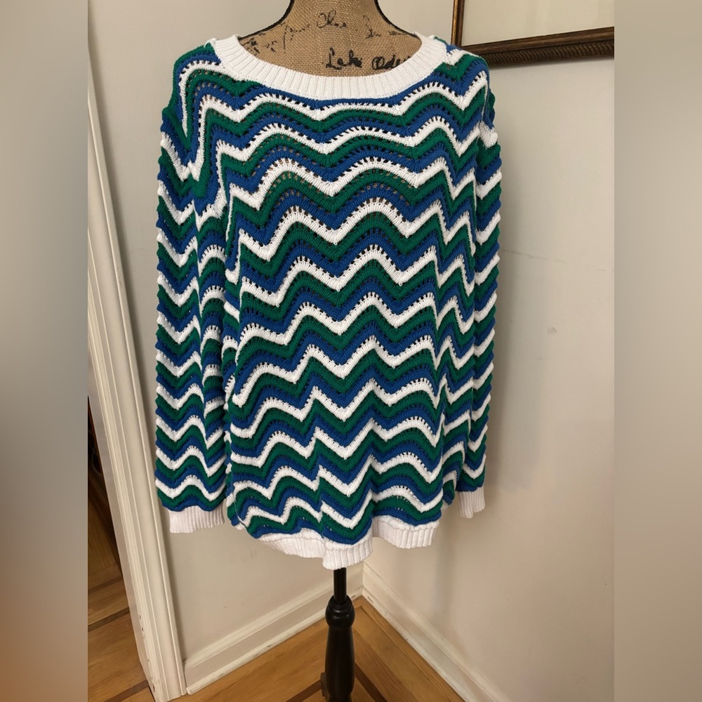 MYA Women’s Chevron Patterned Sweater - Blue, Green, and White Size XL